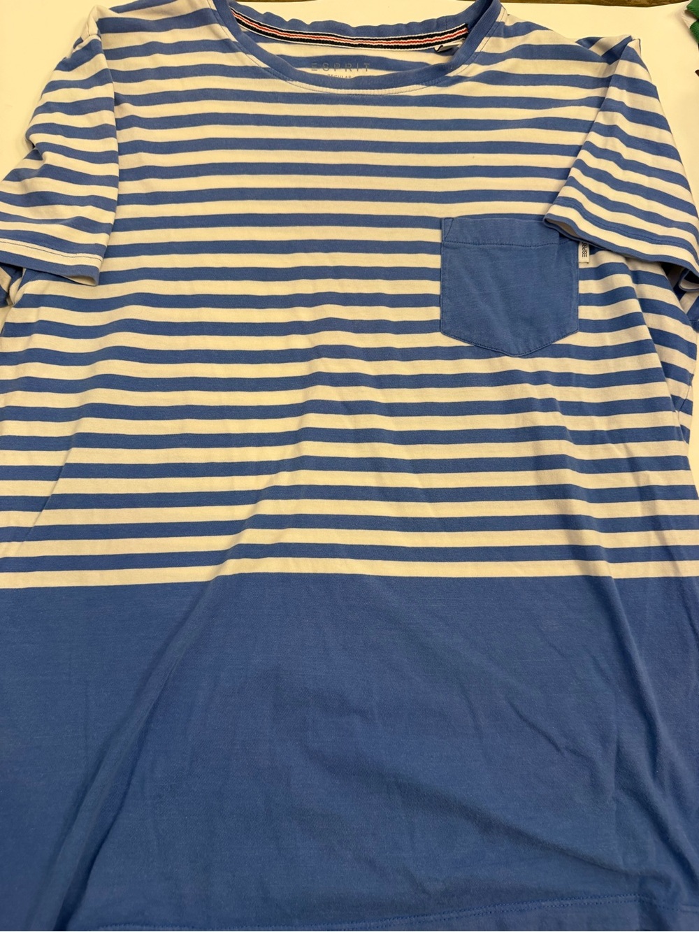 Espirit Blue and White Striped men’s Pocket Tee size medium